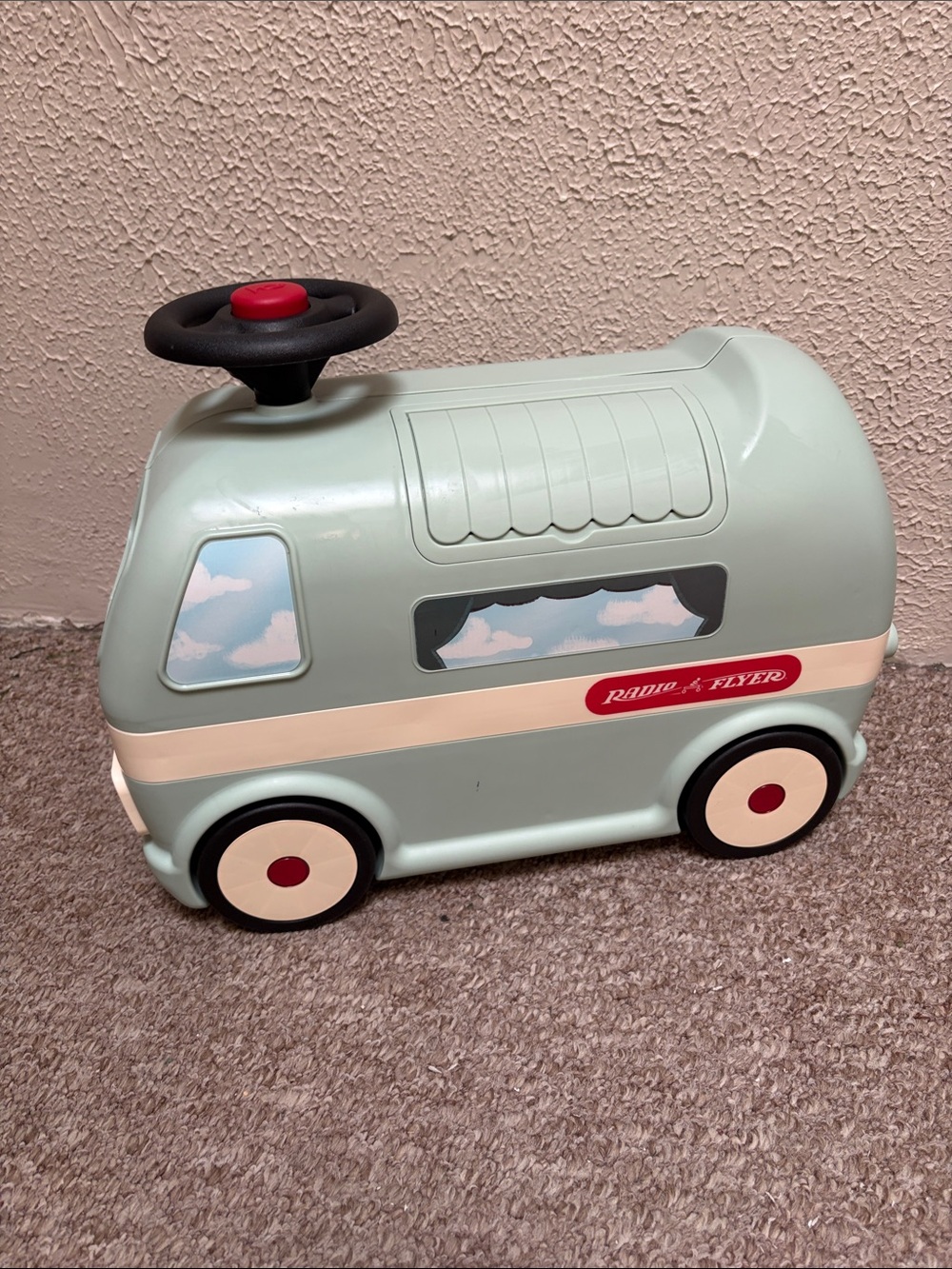 Radio Flyer Ride & Play Camper Playset, Ride-on